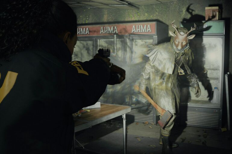 Saga fighting an enemy in Alan Wake 2