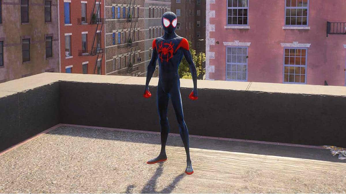 The Into the Spider-Verse Suit in Marvel's Spider-Man 2