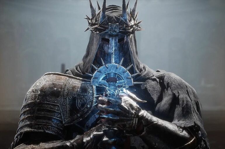 The Dark Crusader holding a sword in Lords of the Fallen