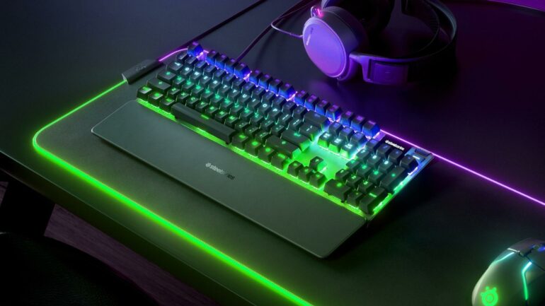 SteelSeries mouse, keyboard and headset