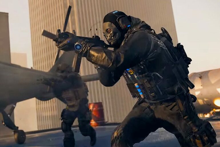 Ghost and another soldier running next to a helicopter in MW3