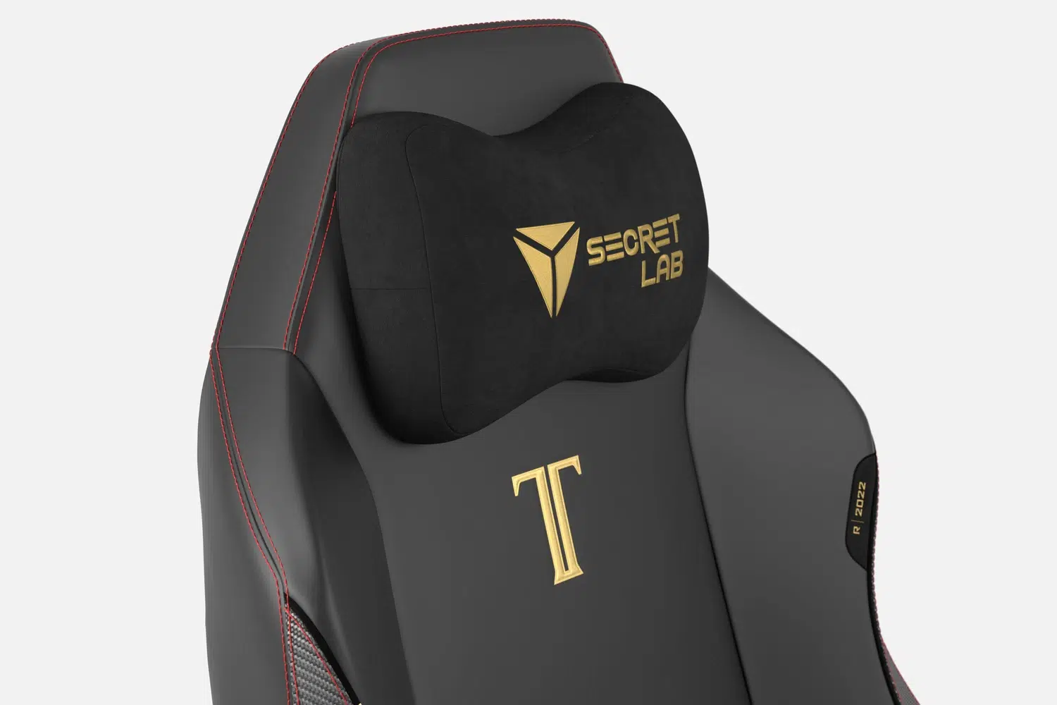 Secret Lab Titan Evo 2022 Stealth Pillow Chair sitting in a room