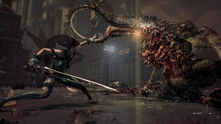 EVE fighting a boss in Stellar Blade